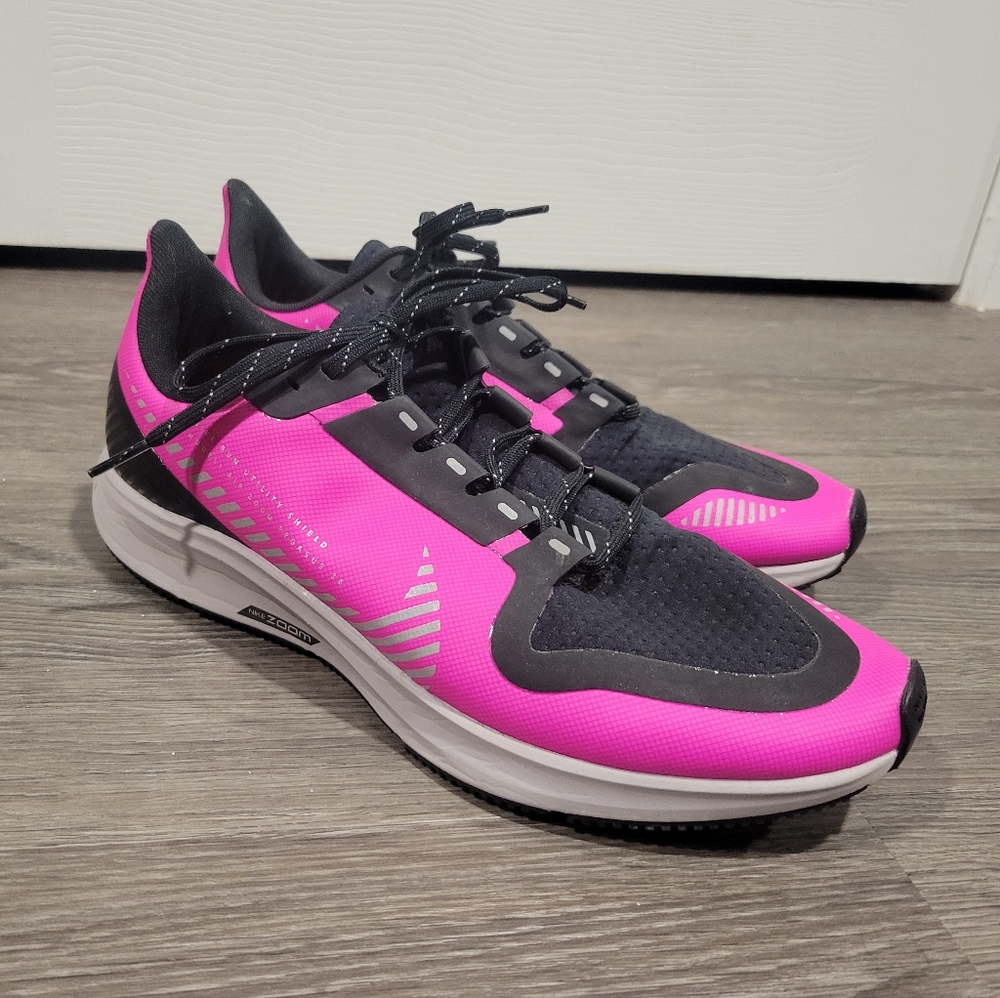 Size 9.5 - Nike Air Zoom Pegasus 36 Shield Fire Pink W AQ8006-600